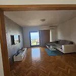 Sea View Split