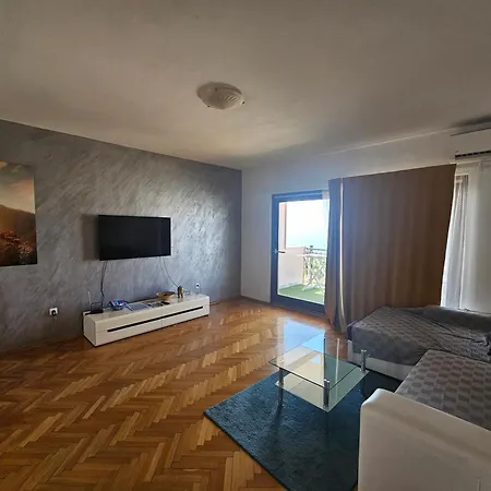 Apartment Sea View
